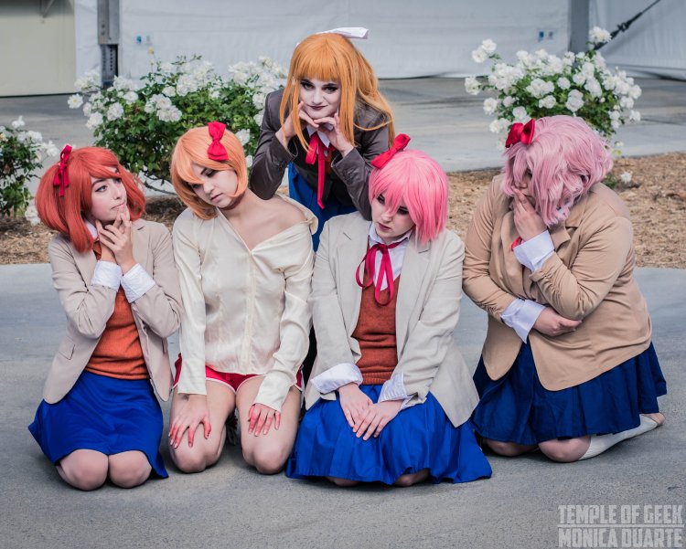 2B Cosplay Pirozhnikov