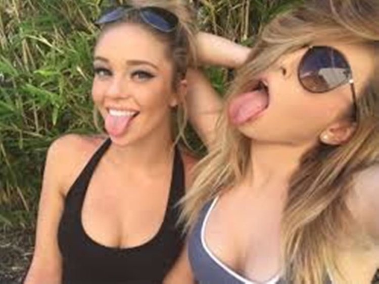 Girlfriends with a sticky tongue