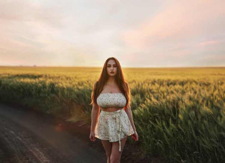 Louisa Khovanski 2020