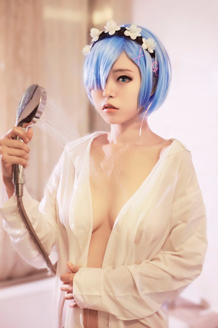 REM EROCOSPLAY