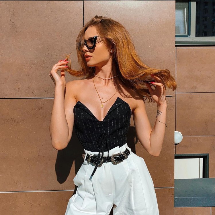 Elizabeth Vasilenko figure