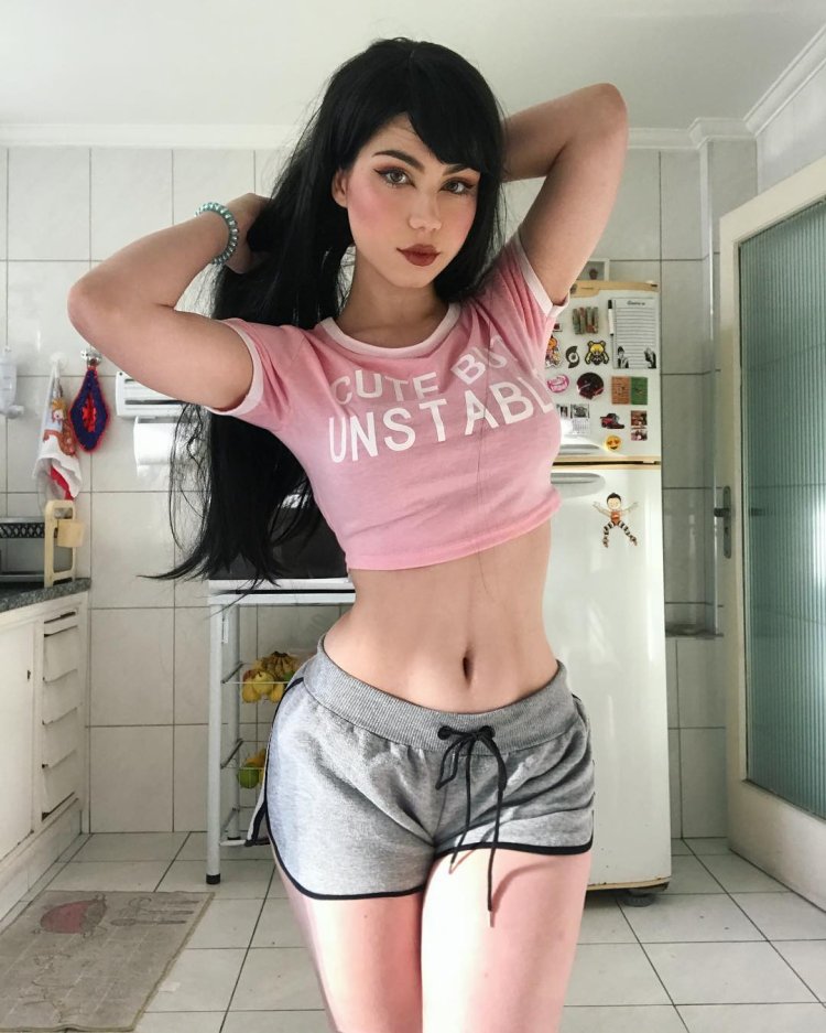 Maria Fernanda Fegalvao Cosplay