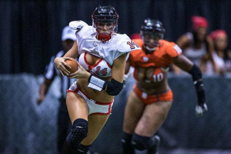 Women's American football