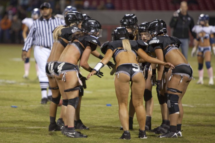 American football. Women. LFL