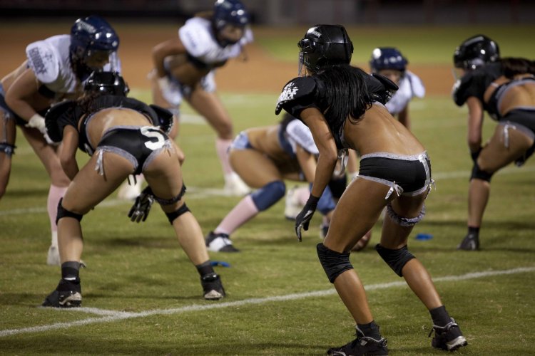 American football. Women. LFL