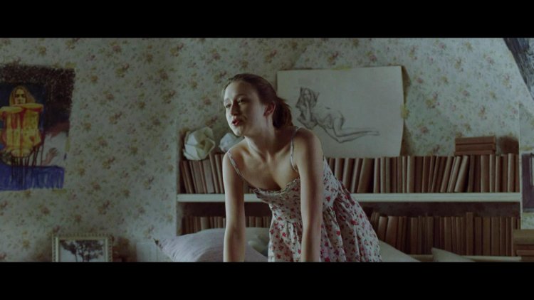 Taissa Farmiga Naked