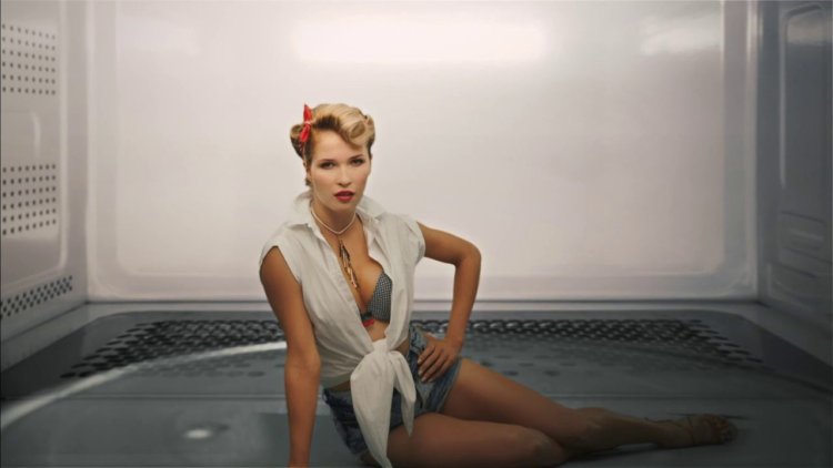 Sweet life of the series Lukerya Ilyashenko Naked