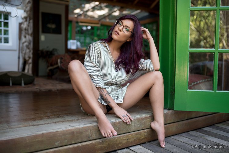 Erotic photos of Bella Porch