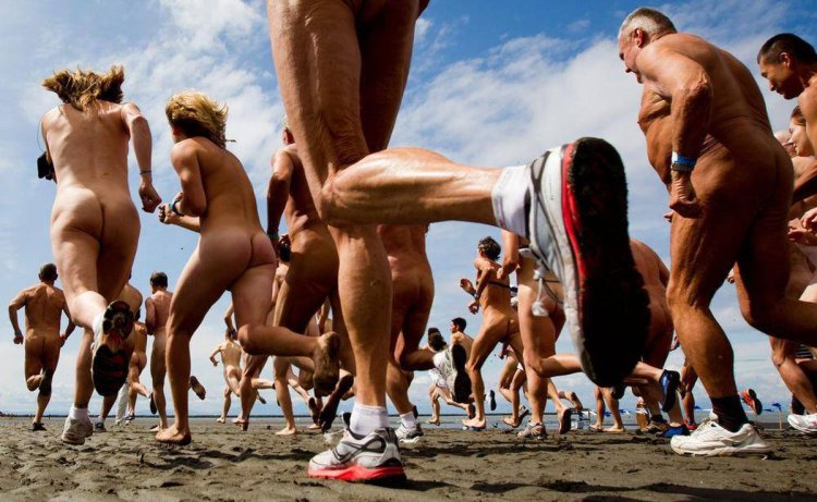 Family nudism without panties