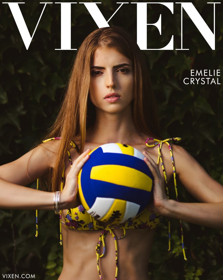 Tiffany Tatum, Vanessa Sky, Scarlett Hampton, Emelie Crystal