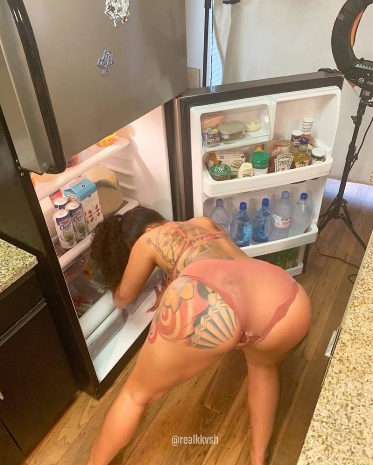 Mikayla Saravia (Mikayla Saravia) Sex