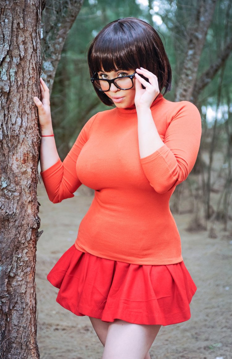 Skububi Do Velma Big breasts