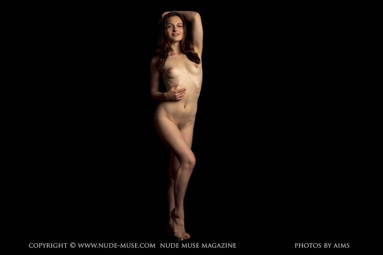 Avalon Nude Muse News 2019 Biography