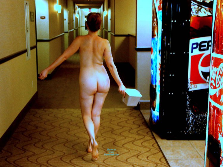 Private nude window dressing 2018