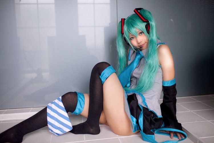Nadya Sonika Cosplay