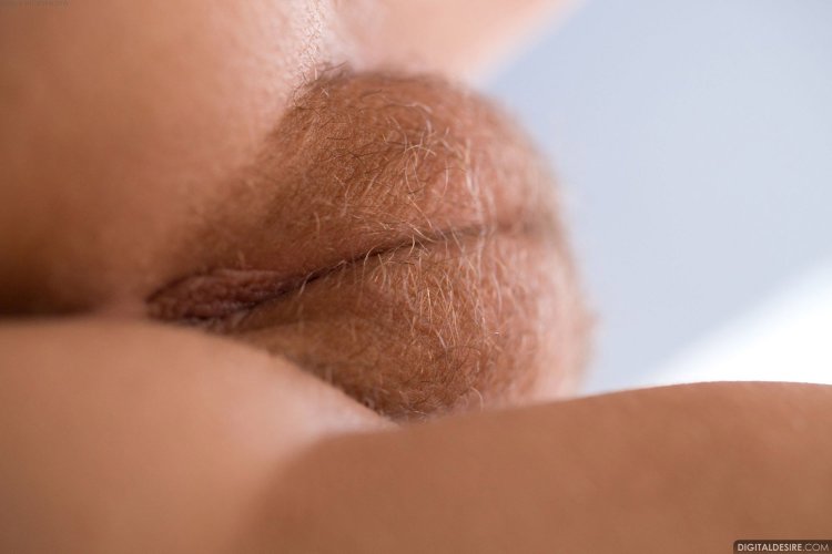 Mature naked in a private car