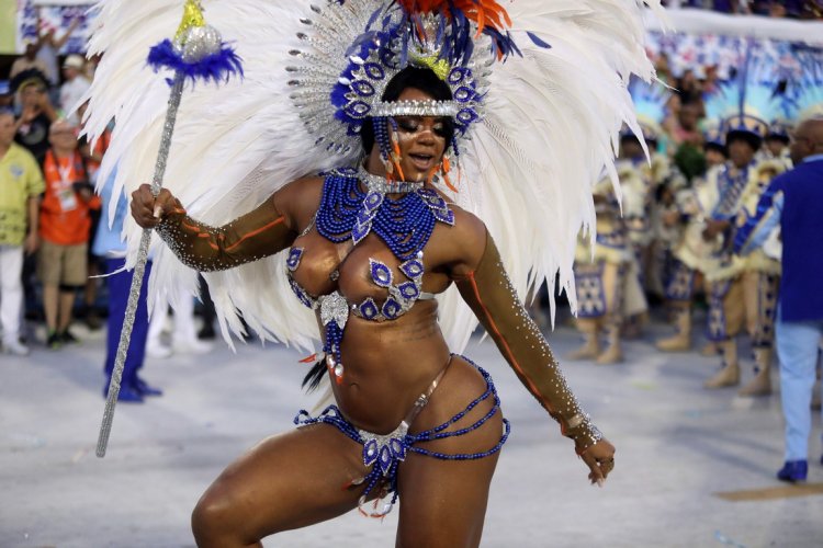 Brazilian carnival Tarin Lopez