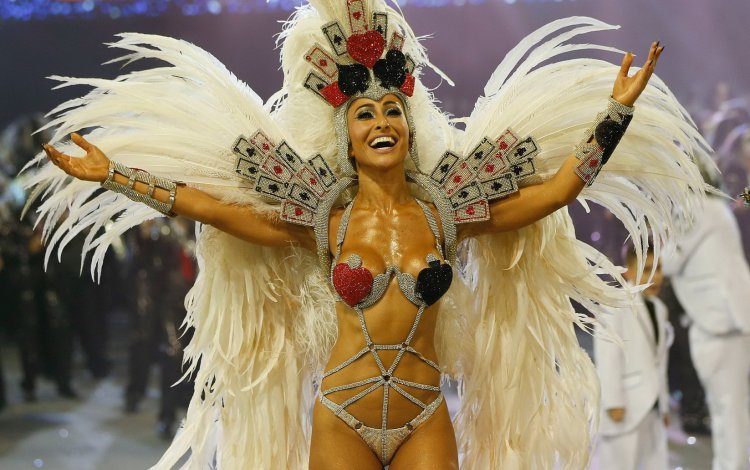 Carnival in Rio +18