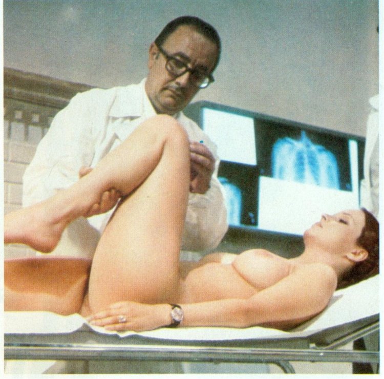 Laura Antonelli Venetian nude