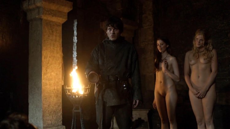 Naked Charlotte Hope in the series Game of Thrones