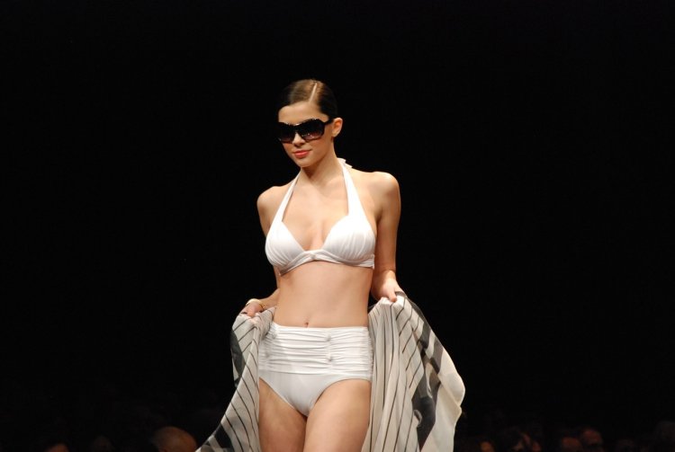 Madalina John Philip