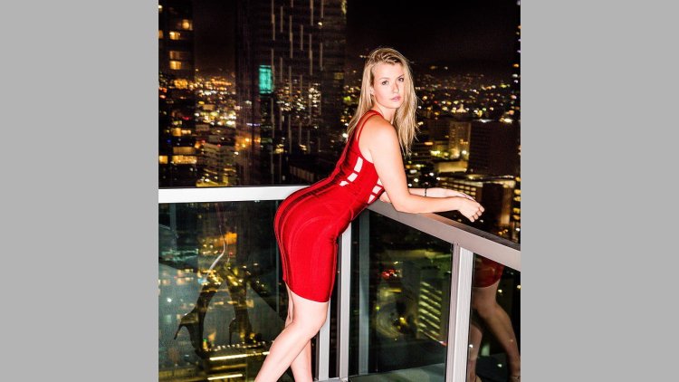 Steisi Cruise and Mia Melano