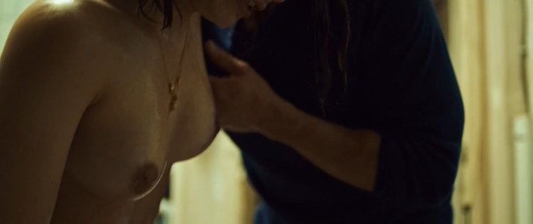 Lola Le Lann awkward moment