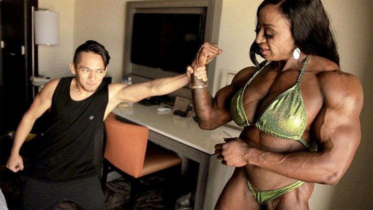 Alina Popa Headscissor