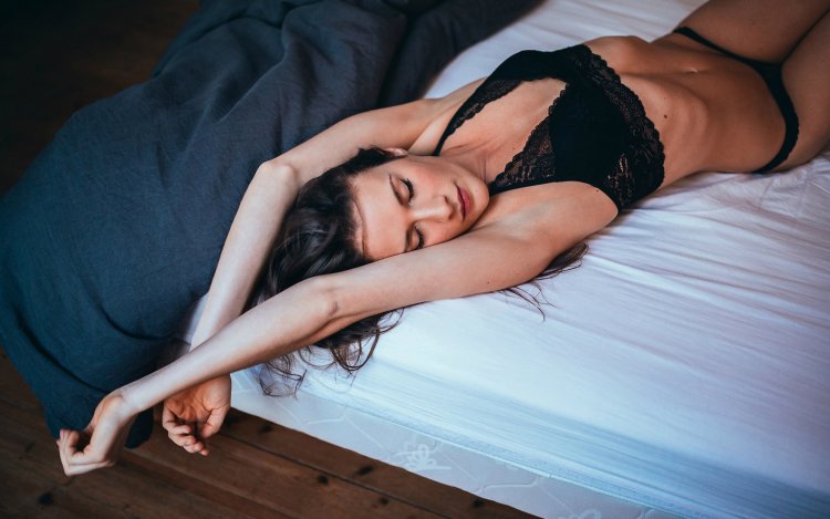 Oly Romanova Instagram