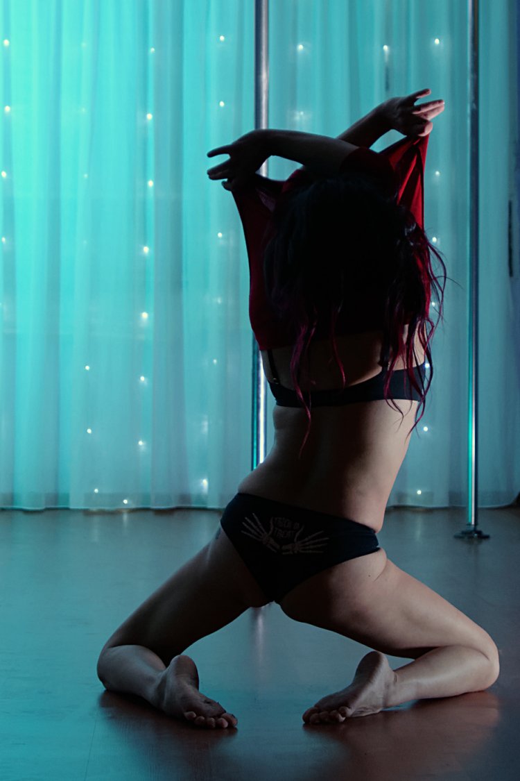 Anastasia Zavistovskaya ballerina nude