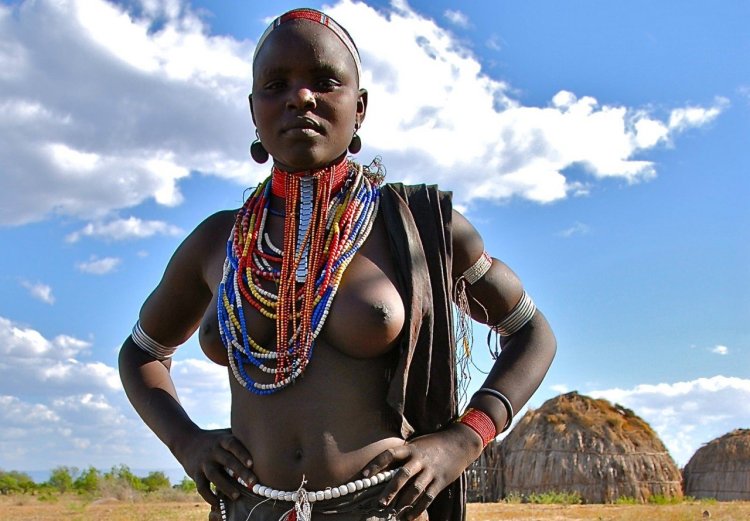 Naked African women