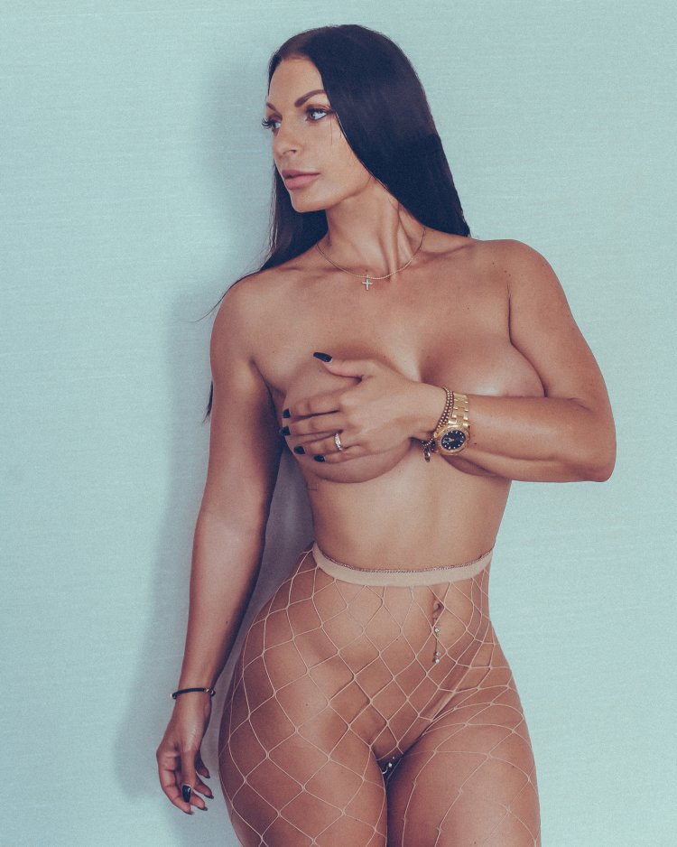 Nadine Kerastasis Onlyfans Anaal