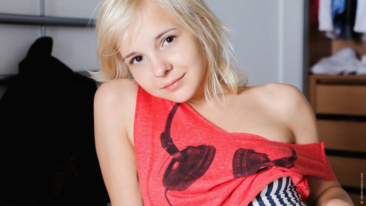 Katerina Lynx Monroe Tits