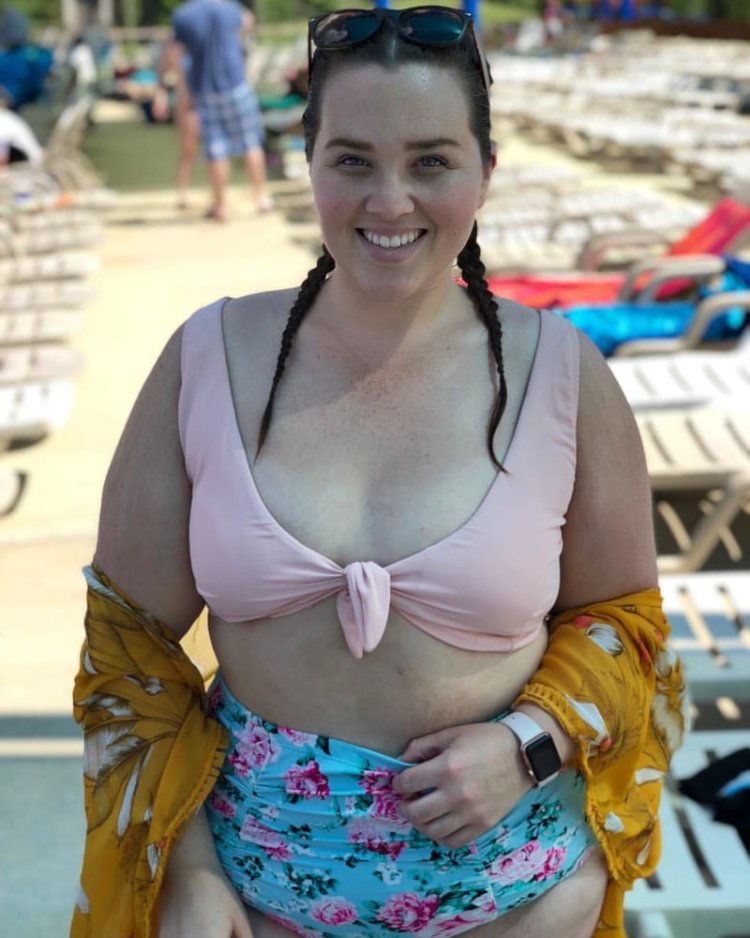 Big breast sarah rae bra