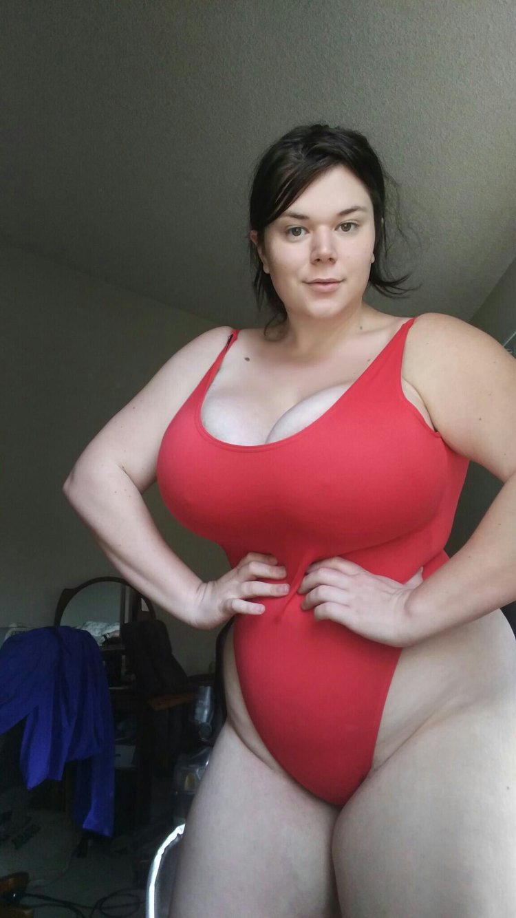 Sarah Rae Vargas 2020 in a swimsuit