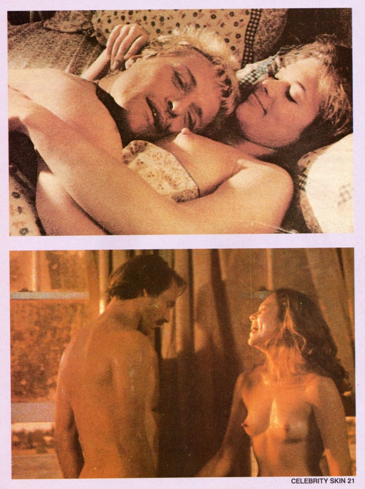 Naked actress Kathleen Turner