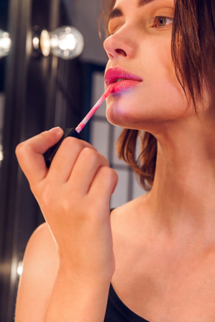 Natalya Udovenko Ariel