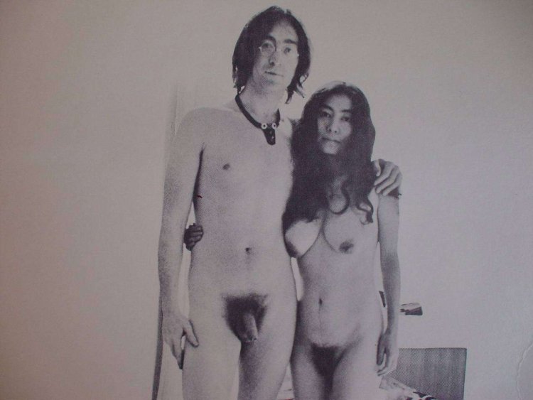 Yoko it and John Lennon Naked