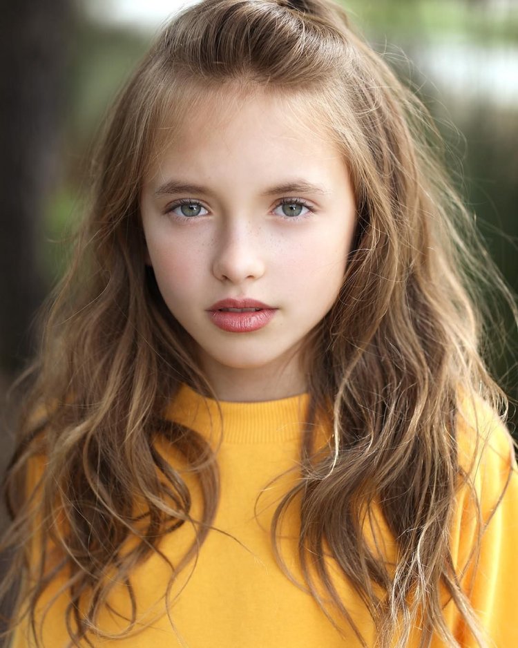 Maisie de kassel model