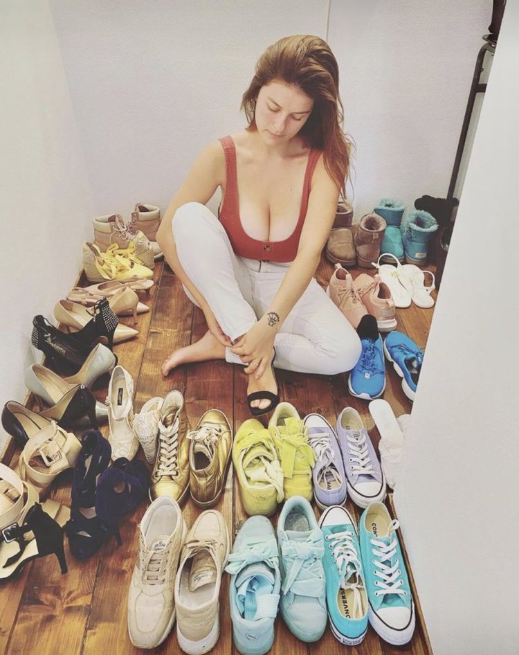 Big boobs in slow shooting