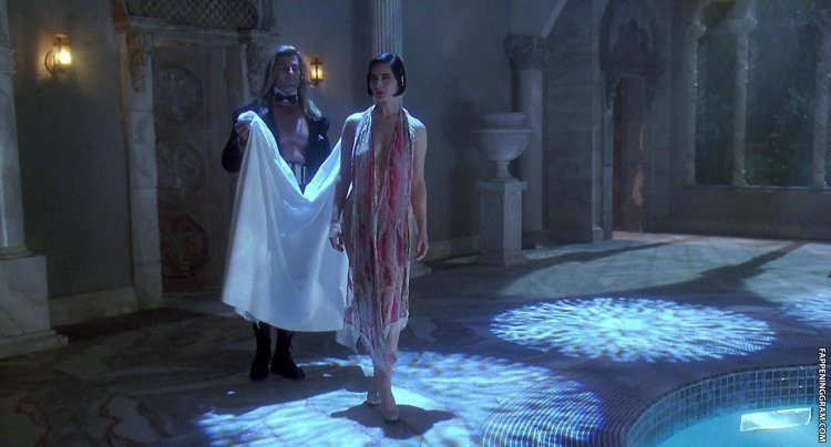 Isabella Rossellini naked