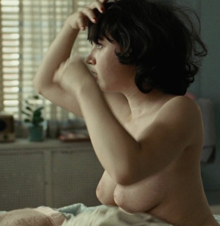 Mackenzie Davis Terminator Nude