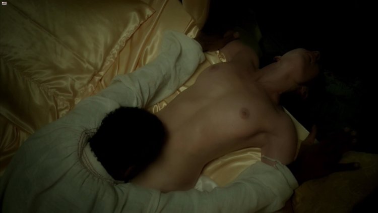 Lara Pulver photo naked