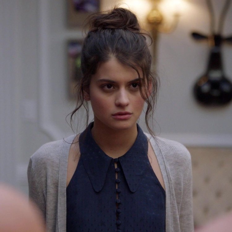 Sofia Black-d’Alia is hot