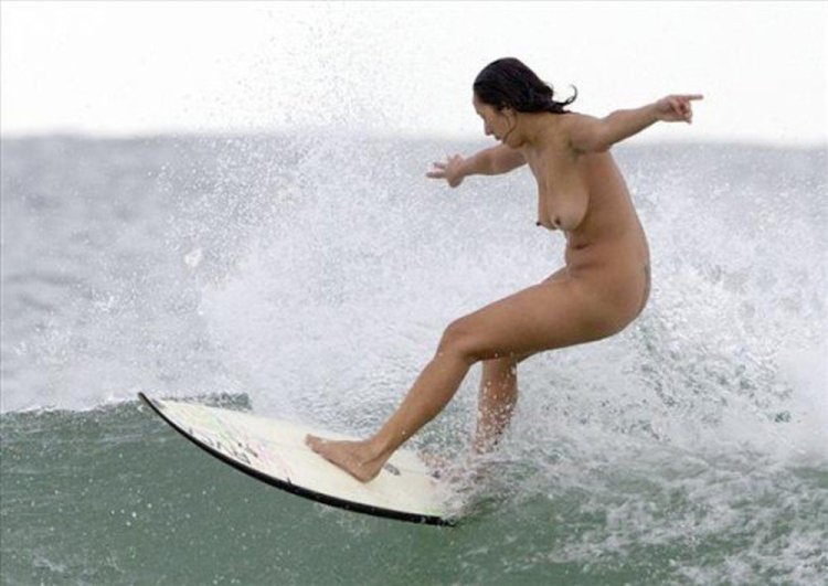 Naked girls on surfing