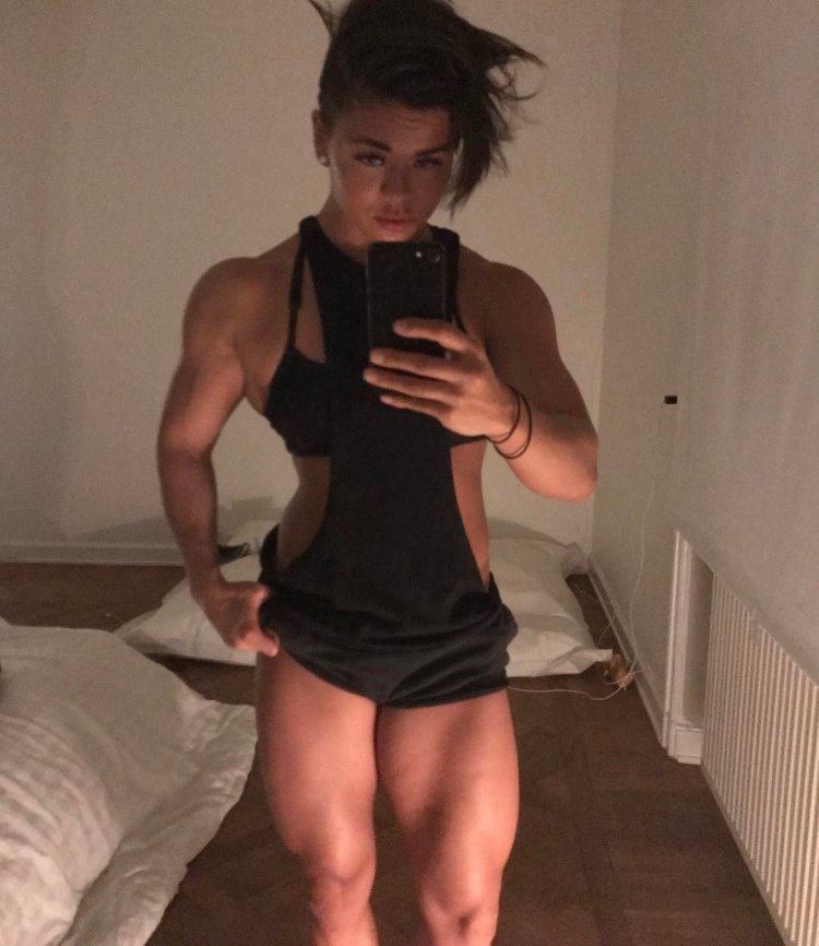 Sophie Arvebrink Bikini