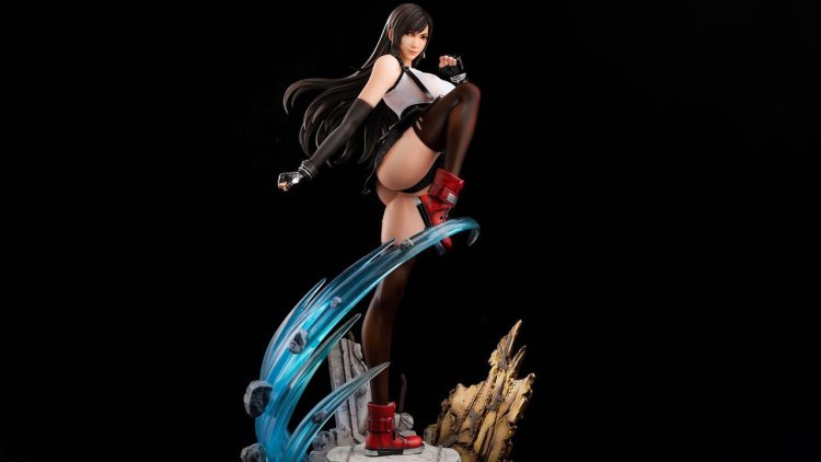 Tifa Lokhart Final Fantasy 7 Figure