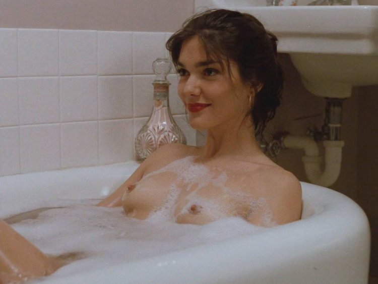 Laura Harring 18 +