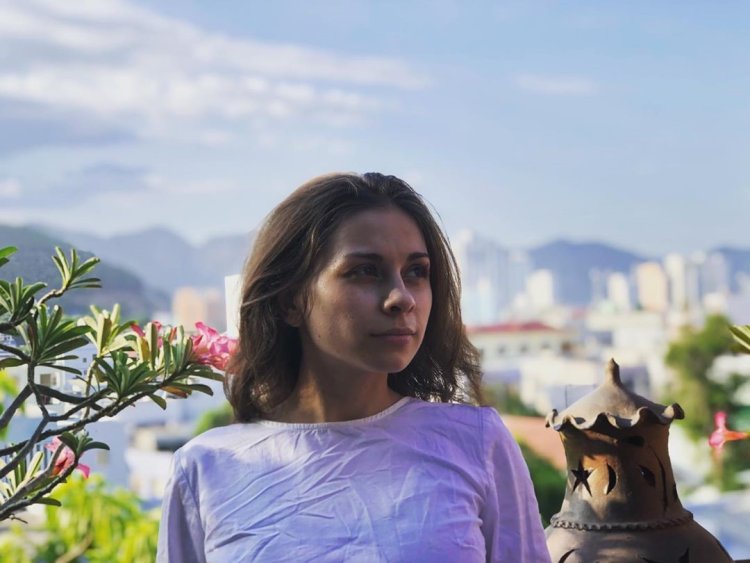 Anastasia Solodkova actress