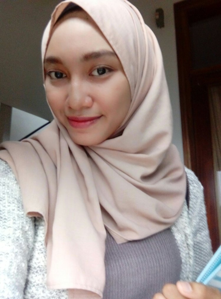 Hijab Selfie Anak
